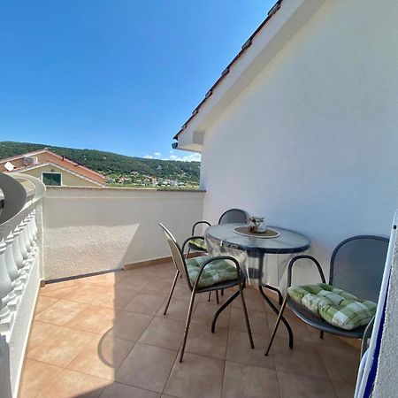 Apartmani Franciska Rab Town Buitenkant foto