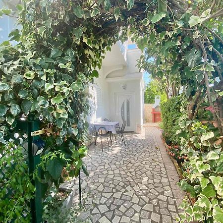 Apartmani Franciska Rab Town Buitenkant foto