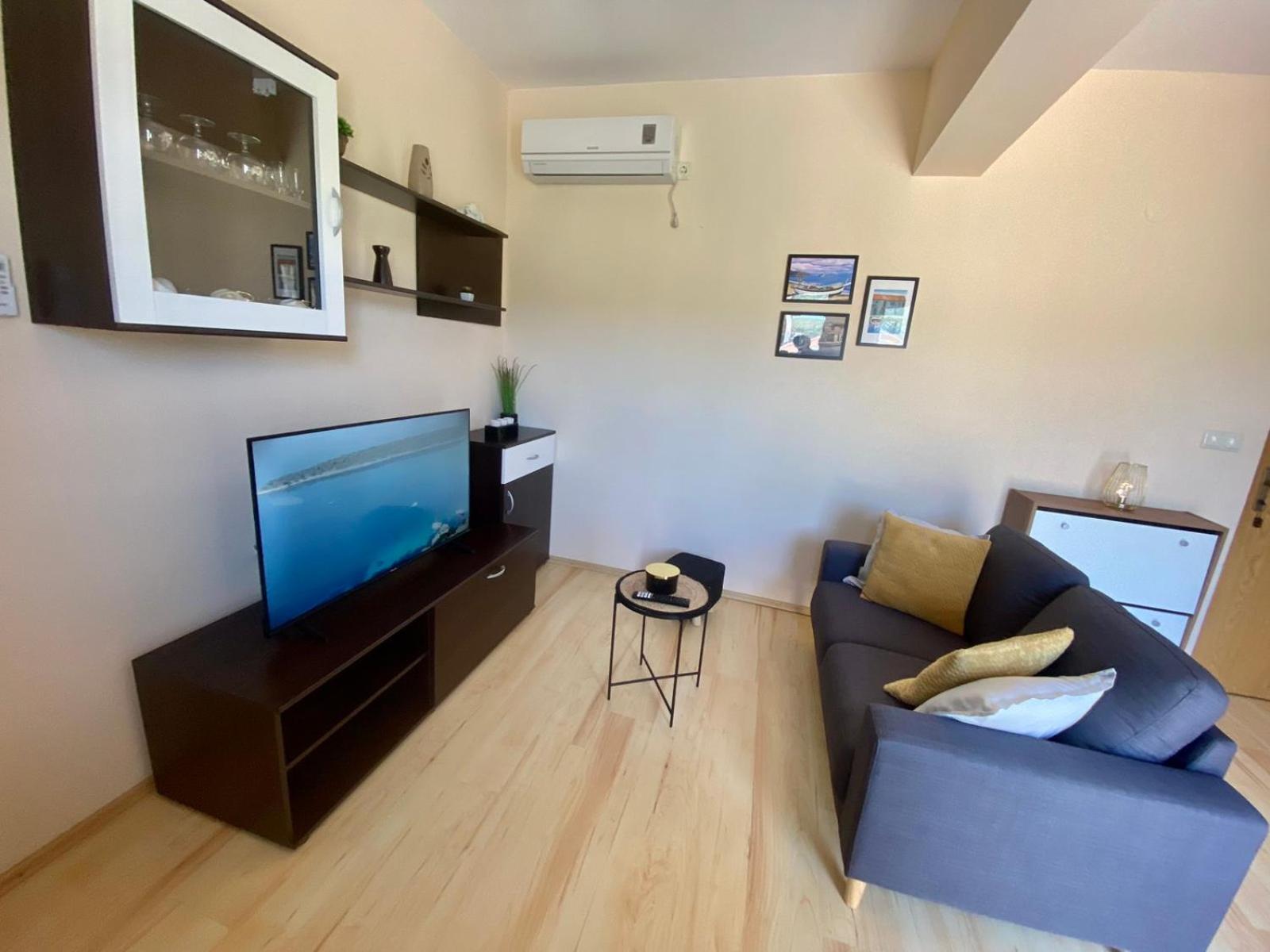 Apartmani Franciska Rab Town Buitenkant foto
